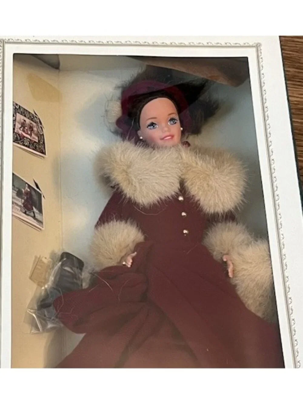 Victorian Elegance Barbie Velvet Dress Doll Vintage Mattel 1994 in Box